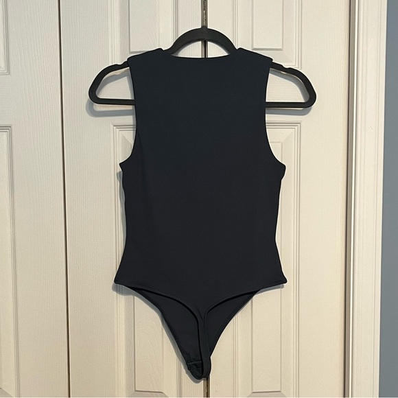NWOT Babaton Contour Muscle Bodysuit - Picture 4 of 7